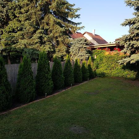 Apartmán Nádor Apartman Balatonlelle Exteriér fotografie