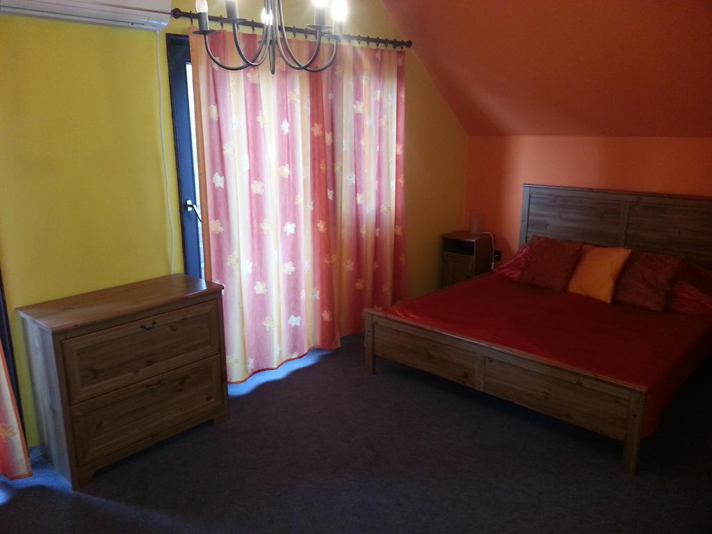 Apartmán Nádor Apartman Balatonlelle Pokoj fotografie