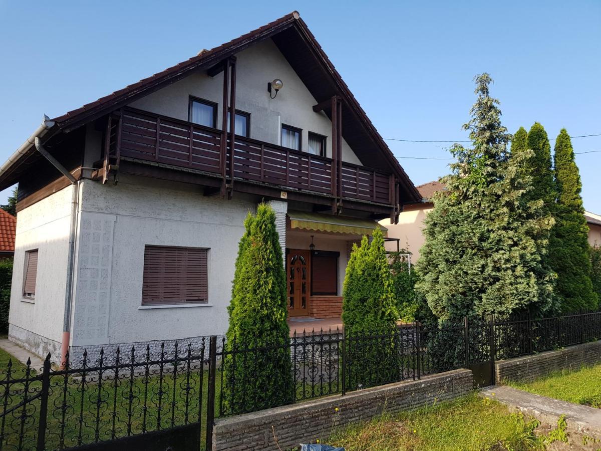 Apartmán Nádor Apartman Balatonlelle Exteriér fotografie